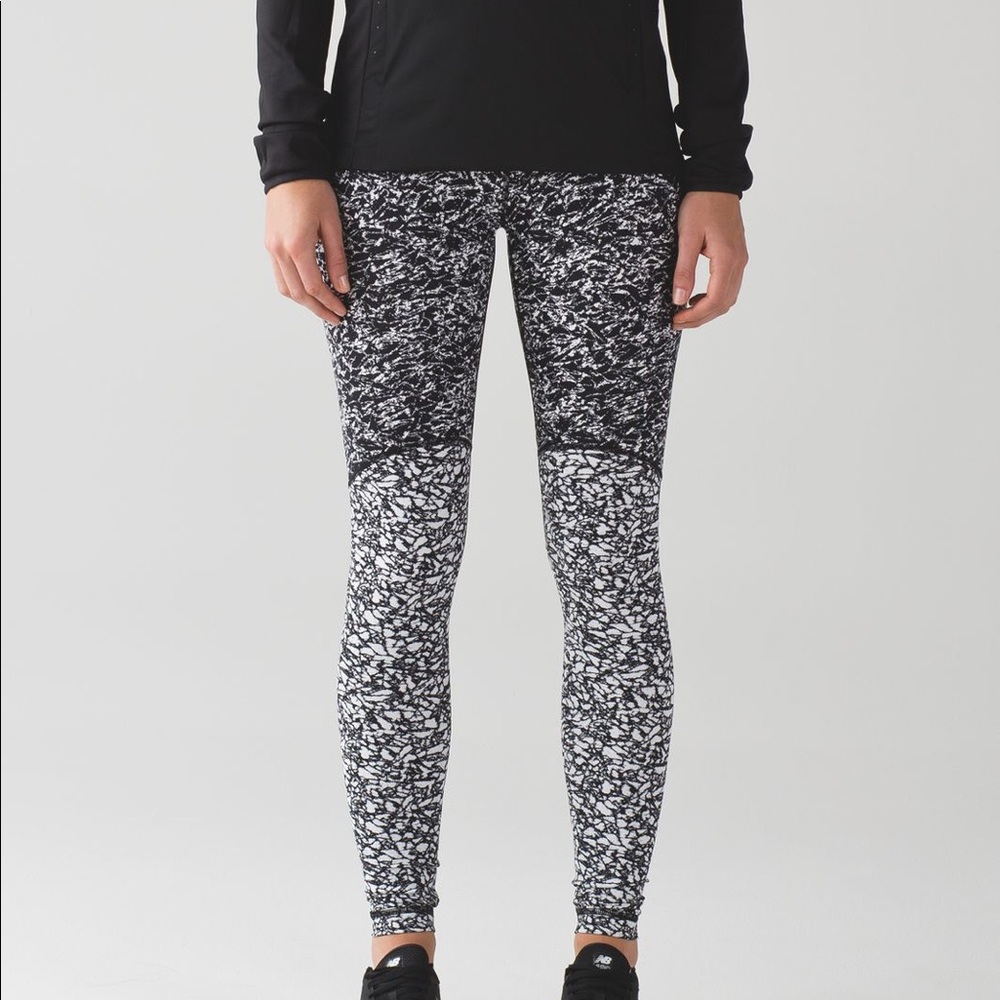 Lululemon Ice Breaker White Black / Iced Wave White Black Leggings